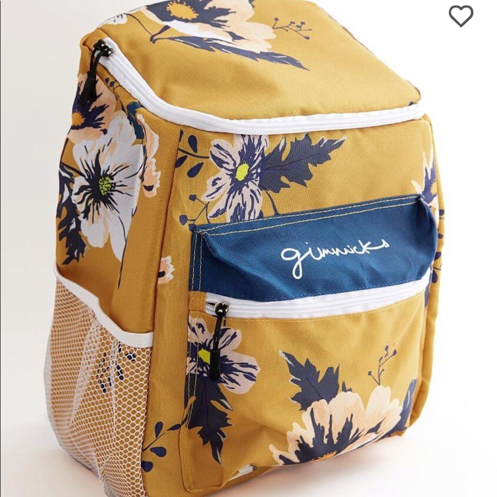 NWT Buckle Cooler 🌞